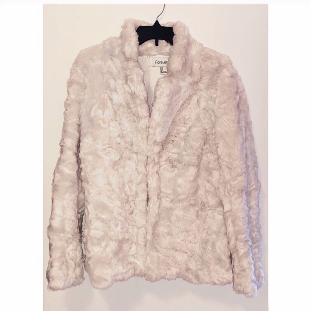 Forever 21 Faux Fur coat